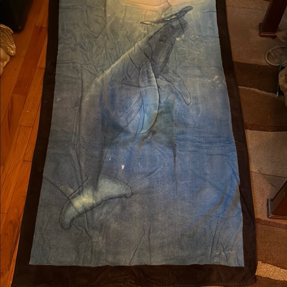 Maiden Sunshine Espanasl Mother Whale and Baby Beach Towel in Blue with black.